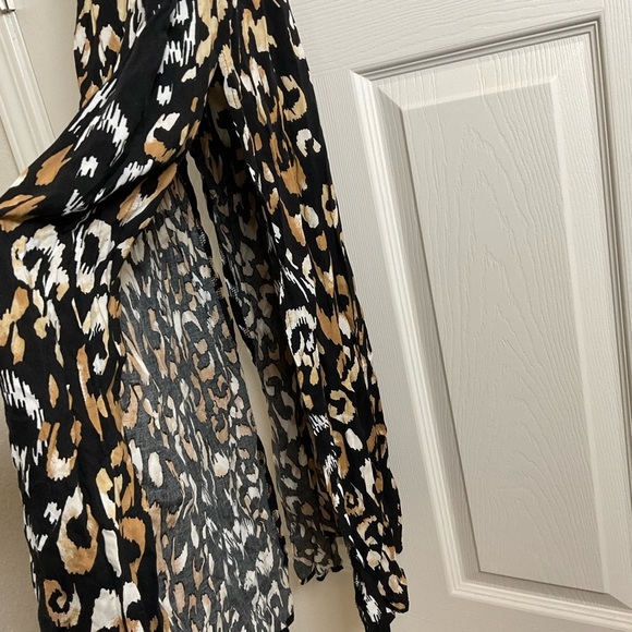 Crimson & Clover Dress" Leopard Print Maxi Dress size small - Picture 5 of 12